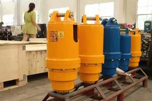 เครื่องเจาะดินคุณภาพสูง เครื่องเจาะรูไฮดรอลิกสำหรับรถตักเหล็ก - Product Image 2