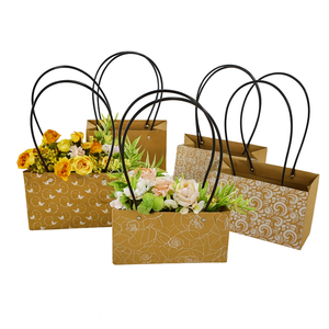 Sac à main en papier imperméable et écologique en papier kraft pour l'emballage de la floriculture avec poignées - Product Image 1