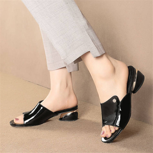 Chaussures d'été chics antidérapantes à talon épais et bout ouvert pour femme, design polyvalent, confortables pour l'extérieur - Product Image 3