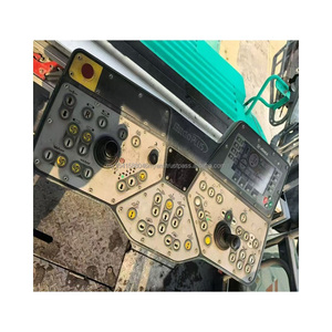 Pavimentadora de Asfalto Usada Vogel 1900-3L con Motor Cummins, Potencia de 145KW, Dimensiones de 6.6m X 2.55m X 3.1m, Peso de 19800kg, 1 Año de Garantía - Product Image 6