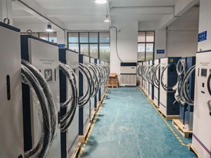 Station de recharge rapide commerciale pour véhicules électriques 120 kW à double borne GB/T CCS2 CCS1 IP54 pour station-service BHDC-BH-06-12 - Product Image 5