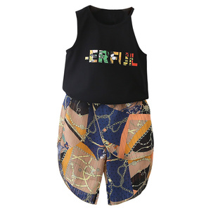 Nouvel ensemble d'été pour bébé : Manteau musulman haut de gamme et cintres métalliques pour pantalons, vêtements de créateur pour bébé fille japonaise - Product Image 1