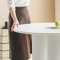 Table Ronde de Salle à Manger/Café/Réunion en Panneaux de Bois Haute Densité Finis Placage Style Nordique Minimaliste pour Cantines et Cafés
