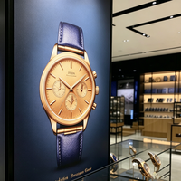 Vitrine d'horloge rétroéclairée pour montage mural | Vitrines personnalisées pour boutiques de montres haut de gamme