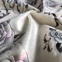 Tissu en polyester DTY 100 % fibre de polyester, tissu FDY gaufré floral, tissu textile pour rideaux, vente en gros d'usine