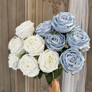 Offerta Speciale: Bouquet di 9 <span class=keywords><strong>Rose</strong></span> Principessa Artificiali per Decorazioni Matrimoniali ed Eventi in Hotel in Cina - Product Image 4