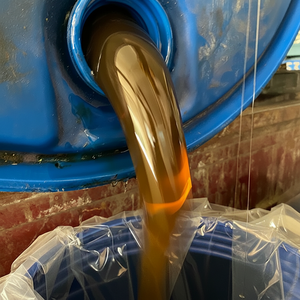 โซเดียม ลอริล อีเธอร์ ซัลเฟต SLES 70% ขายดี ผลิตภัณฑ์เคมีภัณฑ์รายวันที่มีความต้องการสูง CAS 27176-87-0 น้ำยาทำความสะอาดชนิดน้ำสีน้ำตาล - Product Image 1