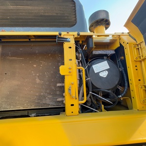 Excavadora Usada de Orugas de 45 Toneladas, Komatsu PC450, Origen Japón, Precio Bajo, en Venta - Product Image 4