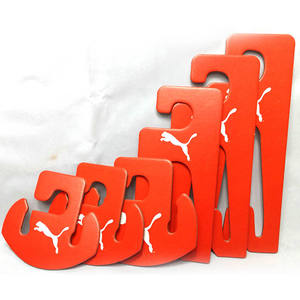 Présentoir en carton pour pantoufles avec crochets - Product Image 2