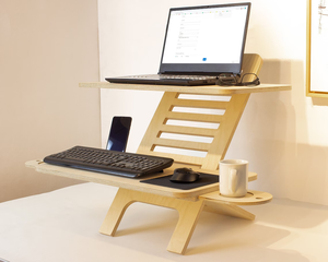 Verstellbarer Holz-Laptopständer Stehpult-Aufsatz Arbeitsplatz-Tischständer - Tischplatte aus Birkenholz-Sperrholz - Product Image 3