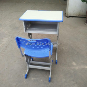 Ensemble de chaises de bureau simples de style moderne pour étudiants Table d'étude en métal à <span class=keywords><strong>prix</strong></span> d'usine pour <span class=keywords><strong>chambre</strong></span> à coucher salon pour l'école des enfants - Product Image 4