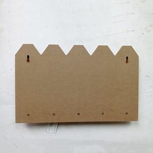 Letreros Rústicos de Madera Hechos a Mano Happy Place con 5 Ganchos y Perchero, Decoración de Pared con Corte Láser para Colgar Ropa - Product Image 6