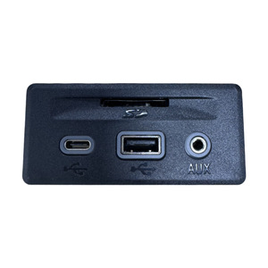 Chargeur de voiture Chevrolet USB Type C 12V, port de charge rapide pour Malibu Equinox - Product Image 2