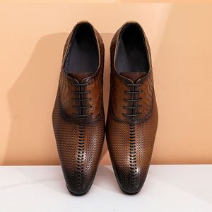 Zapatos Oxford de Lujo de Alta Calidad, Zapatos de Hombre Hechos a Mano en Cuero Genuino, Zapatos de Cuero Formales y Casuales con Punta Afilada para Hombre - Product Image 2