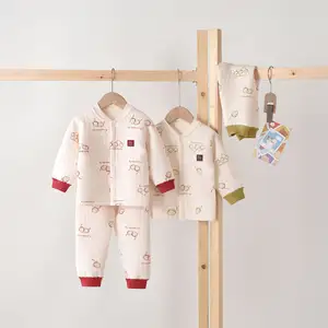 2024 Babykleidungssets gerippte Manschetten Reine Baumwolle Karikatur Babykleidungssets für Neugeborene