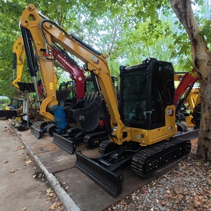 Presque neuf, économe en carburant, puissant, mini-excavateur Caterpillar 303 d'occasion de 3 tonnes pour usage agricole et domestique - Product Image 1