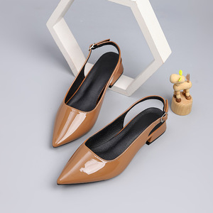 <span class=keywords><strong>Scarpe</strong></span> da <span class=keywords><strong>Donna</strong></span> 2025 Nuovi Arrivi Primavera Anticipata Stile Europeo Americano <span class=keywords><strong>Taglie</strong></span> <span class=keywords><strong>Grandi</strong></span> Punta Affusolata Senza Tallone Monofascia Tinta Unita in Similpelle - Product Image 3