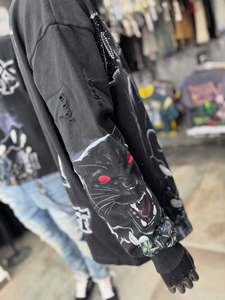 Camiseta de Manga Larga Personalizada de Algodón Yingling con Logotipo de Diamantes de Imitación para Hombre, Corte Holgado, Impresión DTG - Product Image 3