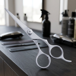 Ciseaux de coiffure professionnels en acier inoxydable à pointe affûtée pour droitiers, manche moyen - Product Image 2