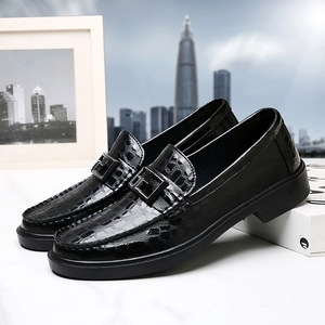 Mocasines para Hombre Color Borgoña, con Forro de Piel de Cerdo, Hebilla Metálica, Cómodos, para Vestir, Ideales para Negocios y Fiestas - Product Image 4