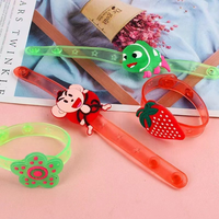 Bracelet lumineux LED créatif, montre flash, cadeau pour enfant, bracelets LED lumineux, bracelets animaux de dessin animé lumineux