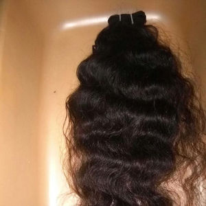 100% Tissage de cheveux indiens non transformés avec capacité de blanchiment. Tissage de cheveux Remy sans poux. Tissage de cheveux bruts doux et lisse - Product Image 1