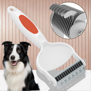 Cepillo Portátil de Plástico y Acero Inoxidable para Aseo de <span class=keywords><strong>Perros</strong></span> y Gatos, Peine para Eliminar Pelo Muerto y Desenredar, Rastrillo para Subpelo - Product Image 1