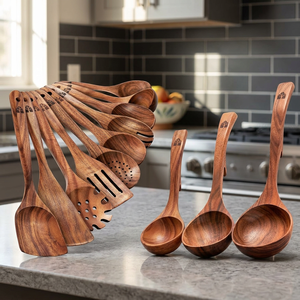 Cuchara de Servir de Madera Hecha a Mano, Acabado Lacado Seguro para Alimentos, Utensilio de Cocina, Venta al Por Mayor - Product Image 1