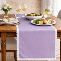Chemin de table en coton personnalisé avec bordure en ruban ric-rac, logo brodé sur mesure pour mariage, fête, décoration de la maison et de la cuisine