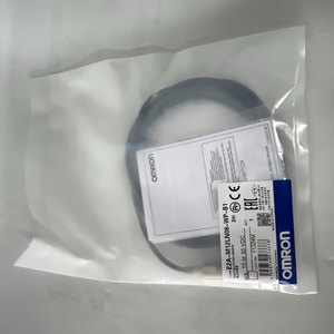 เซ็นเซอร์ตรวจจับวัตถุแบบเหนี่ยวนำ Omron รุ่น E2A-M12LN08-WP-B1 - Product Image 1