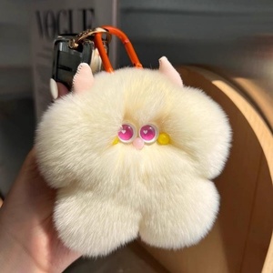 Porte-clés en peluche Pom Pom en poils de lapin, poupée vache mignonne de dessin animé, breloque de sac, pendentif suspendu, porte-clés de voiture, cadeau - Product Image 5