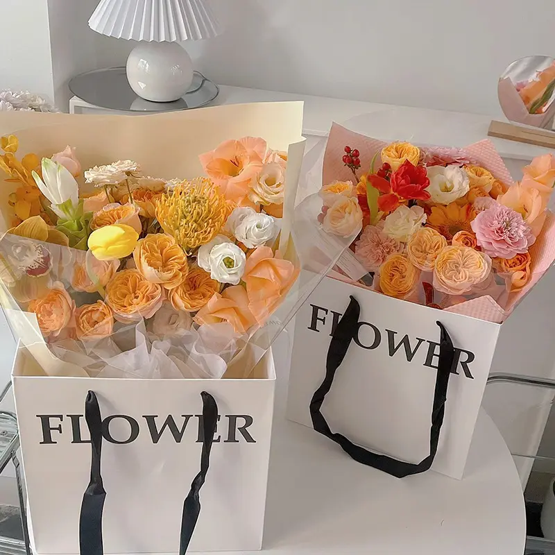 Logo di dimensioni quadrate stampa Bouquet di fiori imballaggio sacchetti di carta regalo di festa fiore sacchetto di carta con manico a nastro