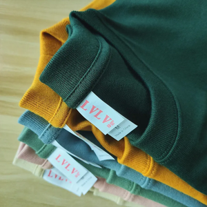 เสื้อยืดผู้ชาย OEM/ODM ผ้าฝ้าย 100% คุณภาพสูง ขายส่ง เสื้อยืดสีขาวล้วน ดีไซน์เรียบง่ายและลายพื้น - Product Image 4