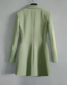 高品質の女性カスタムロゴスリムフィットノッチラペル非対称裾安全ピンカジュアルブレザージャケット