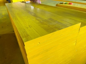 Diseñados para el Futuro, Nuestros Paneles <span class=keywords><strong>de</strong></span> Encofrado Amarillos <span class=keywords><strong>de</strong></span> 3 Capas Avanzados Están Aquí para Impresionar - Product Image 1