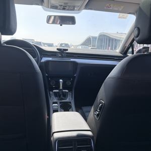 รถยนต์โฟล์คสวาเกน มาโกตัน ปี 2018 เครื่องยนต์ 1.8 เทอร์โบ ขับเคลื่อนล้อหน้า เกียร์อัตโนมัติ พร้อมหลังคาซันรูฟแบบพาโนรามา สภาพดีเยี่ยม สำหรับส่งออก - Product Image 6