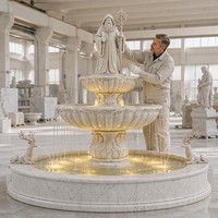 Fontaine d'eau royale en marbre blanc sculptée à la main avec cerf couché pour la décoration artistique de villas de luxe