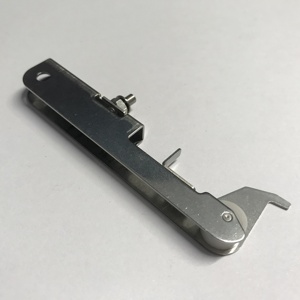 6301608389 630 160 8389 016S0965 KYM-M864C-000 3016S00965 Conjunto de palanca (DER.) para alimentador SMT Hitachi - Product Image 5