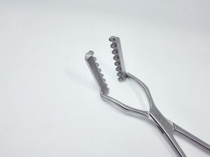 Profesyonel tıbbi kullanımlık çanta dize kelepçe paslanmaz çelik laparoskopi aletleri manuel güç kaynağı - Product Image 5