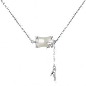 Collier pendentif en jade Hetian en forme de bambou, chaîne à maillons en argent S925 plaqué or 22 carats, design élégant de style chinois Dylam pour femmes - Product Image 1