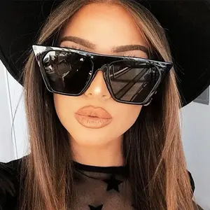 2021 moda Vintage seksi ucuz siyah degrade büyük çerçeve kare güneş gözlüğü UV400 kedi gözü güneş gözlüğü kadın