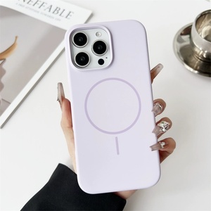 Funda Magnética Original de Silicona Líquida para iPhone 16 15 14 13 12 Pro y ProMax - Product Image 3