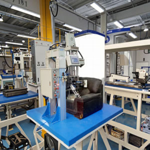 Testeur de durabilité des canapés conforme à la norme QB/T1952.1, équipement de test de meubles, marque HOTOTECH, protection IP55, puissance 1KW, tension 220V - Product Image 5