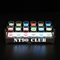 Support de présentation de vin LED rechargeable en acrylique écologique avec 12 verres à liqueur lumineux pour événements VIP