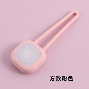 Por la noche, abrazaderas de silicona navideñas seguras en <span class=keywords><strong>collar</strong></span> centelleante para gatos y mascotas, colgante de <span class=keywords><strong>collar</strong></span> de perro con etiqueta ligera - Product Image 3