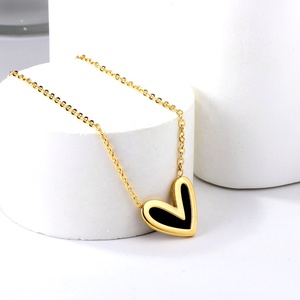 INS 18K chapado en oro Shell corazón colgante collar de acero inoxidable joyería mujeres delicado rojo blanco negro Verde I <span class=keywords><strong>love</strong></span> you collar - Product Image 4
