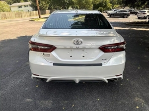 Auto Usado Toyota Camry XSE FWD con Asientos de Cuero, Volante a la Izquierda, Caja de Cambios Manual, Cámara Trasera, Nueva Jersey - Product Image 5