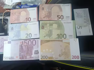 Faux billets en papier pour jeux de rôle - Halloween, Nouvel An chinois, Remise de diplôme, Noël, Diwali - Utilisation multi-occasions - Durables - Product Image 4