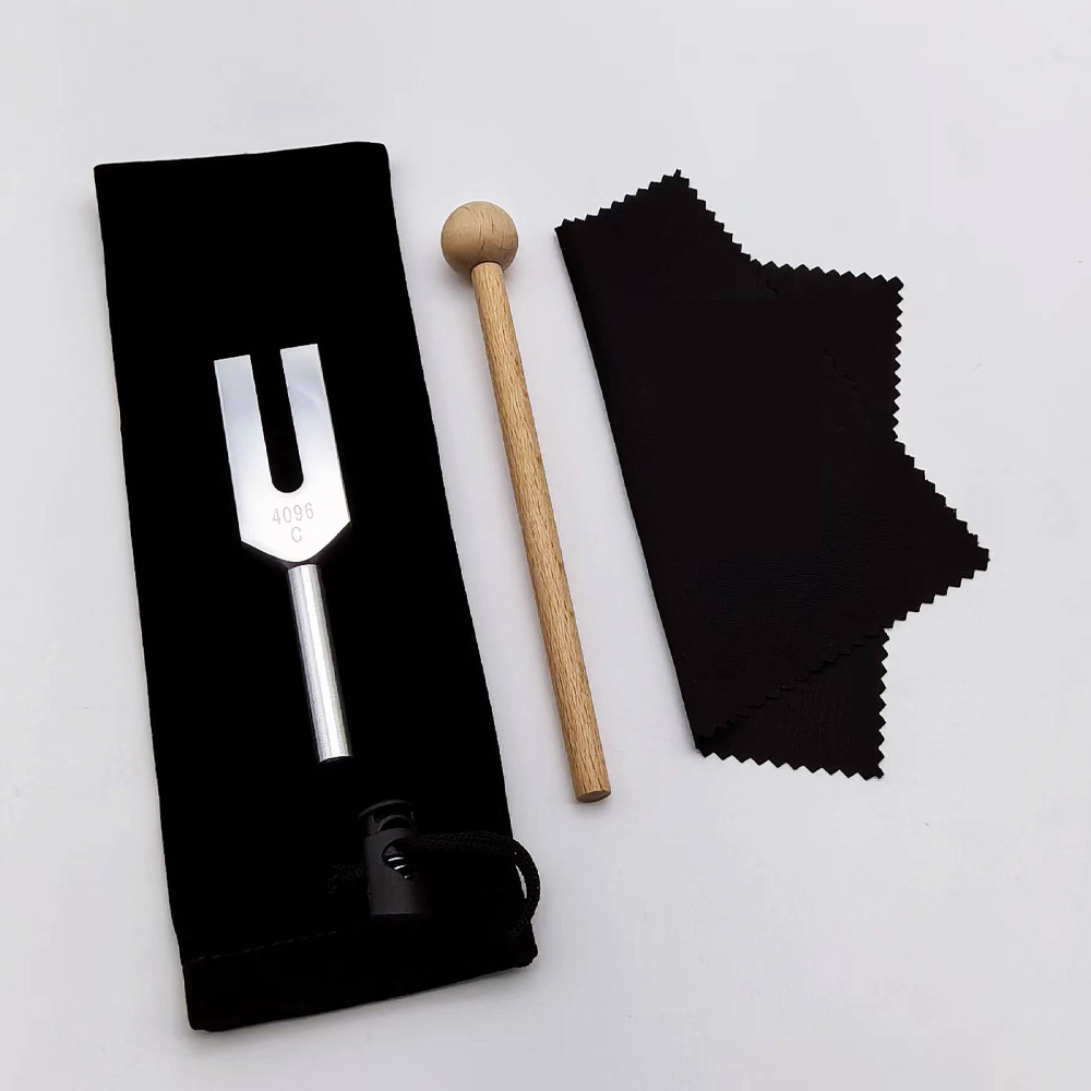 Silver 4096C cloth bag+wooden hammer+cleaning cloth