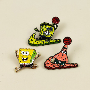 Lindo Broche <span class=keywords><strong>de</strong></span> <span class=keywords><strong>Bob</strong></span> <span class=keywords><strong>Esponja</strong></span>, Serie Deportiva <span class=keywords><strong>de</strong></span> Baloncesto, Insignia <span class=keywords><strong>de</strong></span> Dibujos Animados <span class=keywords><strong>de</strong></span> Patricio Estrella, Accesorio Decorativo para Mochila Escolar - Product Image 1